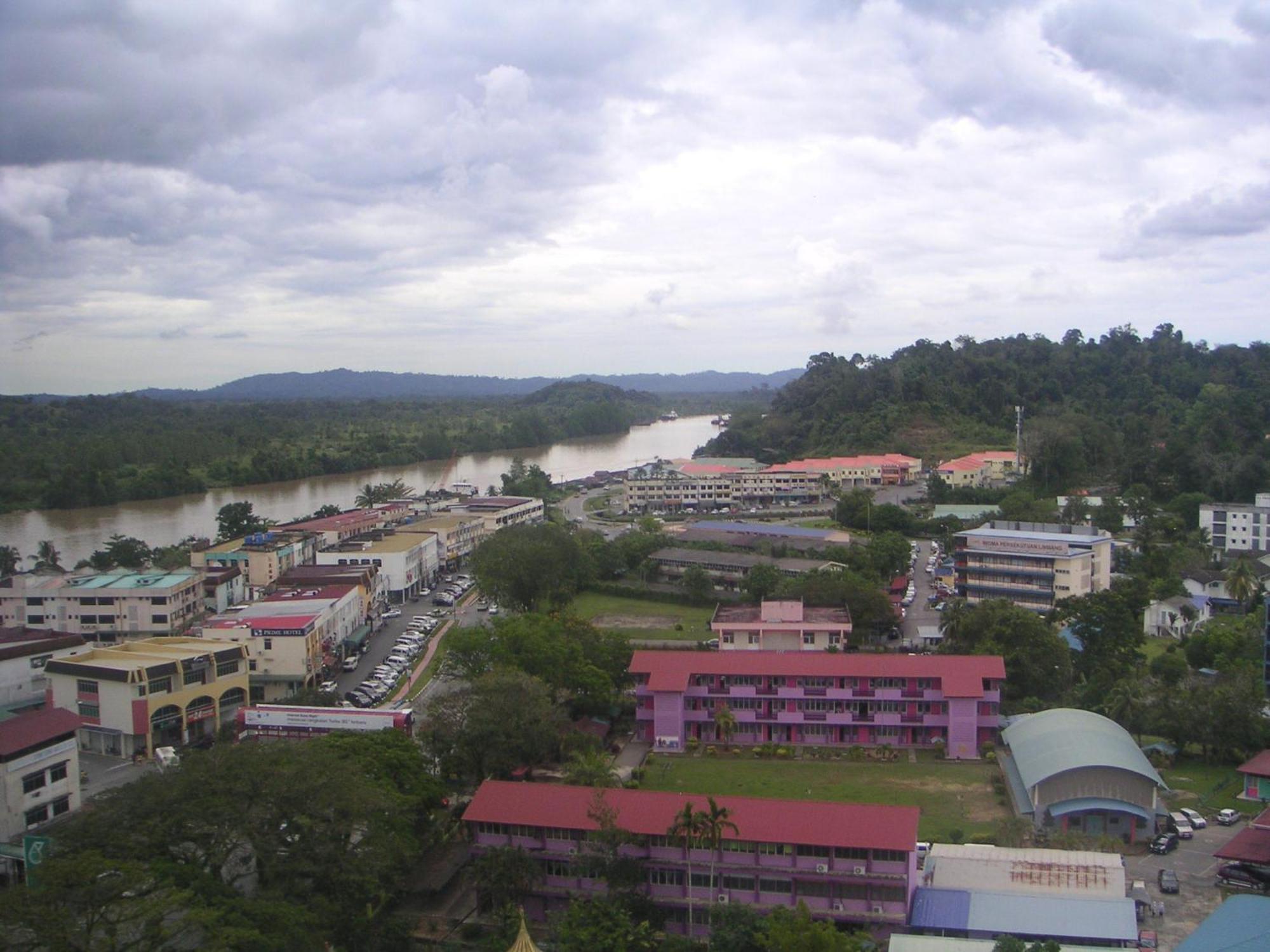 Purnama Hotel Limbang Exterior photo